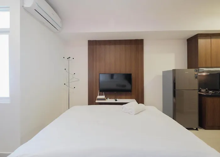 Cozy Studio Apartment At Grand Kamala Lagoon By Travelio