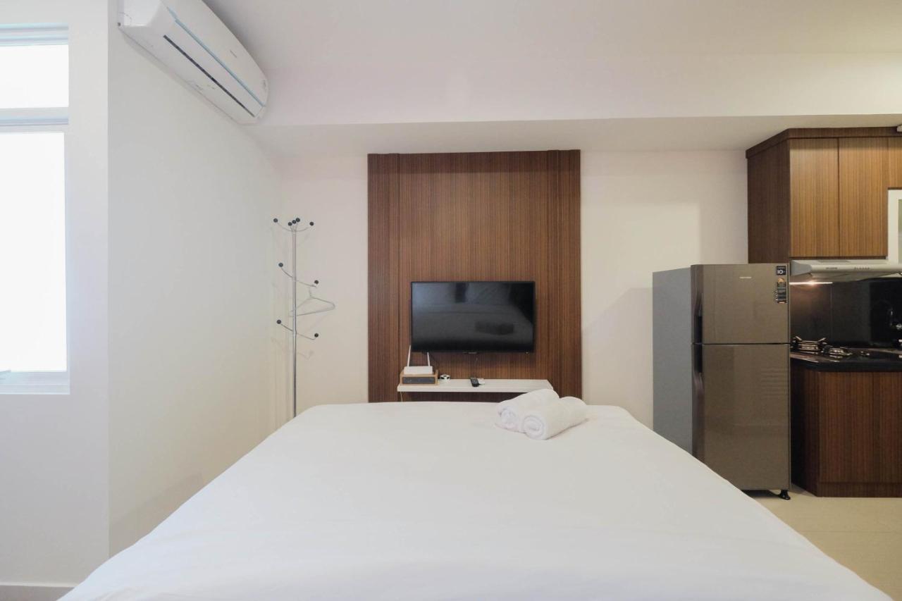 Cozy At Grand Kamala Lagoon By Travelio Bekasi